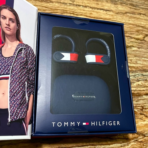Tommy Hilfiger Wireless Earbuds with Charging Case - Picture 5 of 7